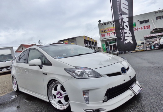 タイヤファクトリー米子店　TOYOTA　PRIUS　MEISTER S1/3P