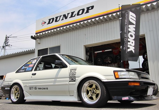 タイヤファクトリー米子店　TOYOTA　AE86　MEISTER CR-01