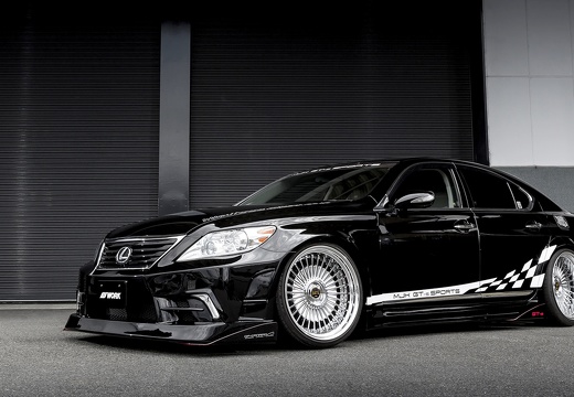 MJK Customs LEXUS LS Emitz