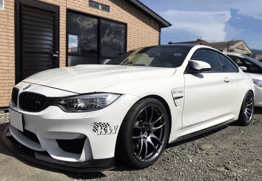 SilkyWorks BMW M4 F82 EMOTION CR-KIWAMI