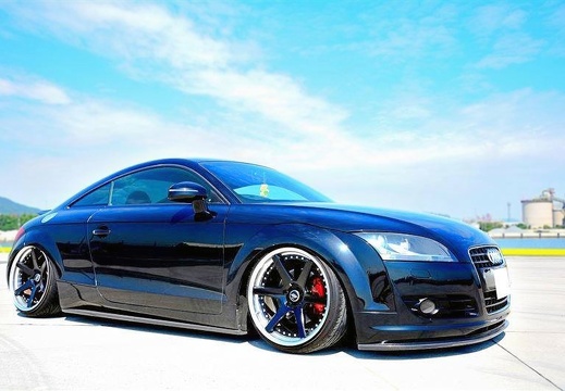 Paddock-Kitakyushu  AUDI TT  ZEAST ST1