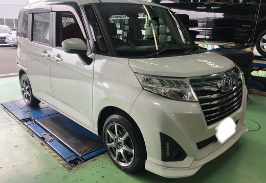 Taiyakan-Higashiosaka　TOYOTA ROOMY　EMOTION T7R