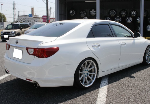 U-ICHIBAN 大宮バイパス TOYOTA MARK-X GNOSIS CV201