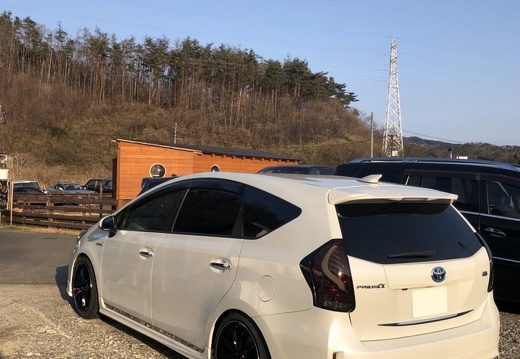 どりーむオン TOYOTA PRIUS α WORKEMOTION ZR10