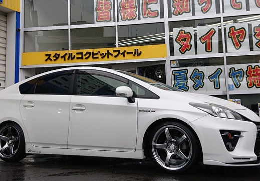 スタイルコクピットフィール TOYOTA PRIUS WORKEMOTION T5R2P