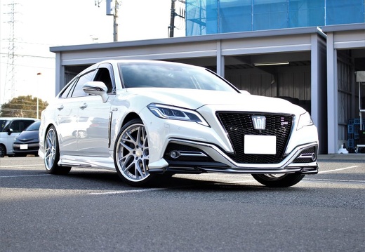 U-ICHIBAN大宮バイパス TOYOTA CROWN GNOSIS CVX