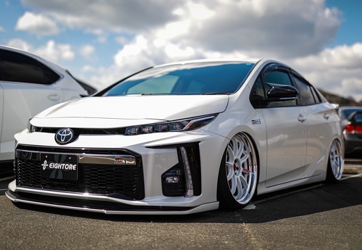 EIGHTORE TOYOTA PRIUS WORKEMOTION ZR10 2P