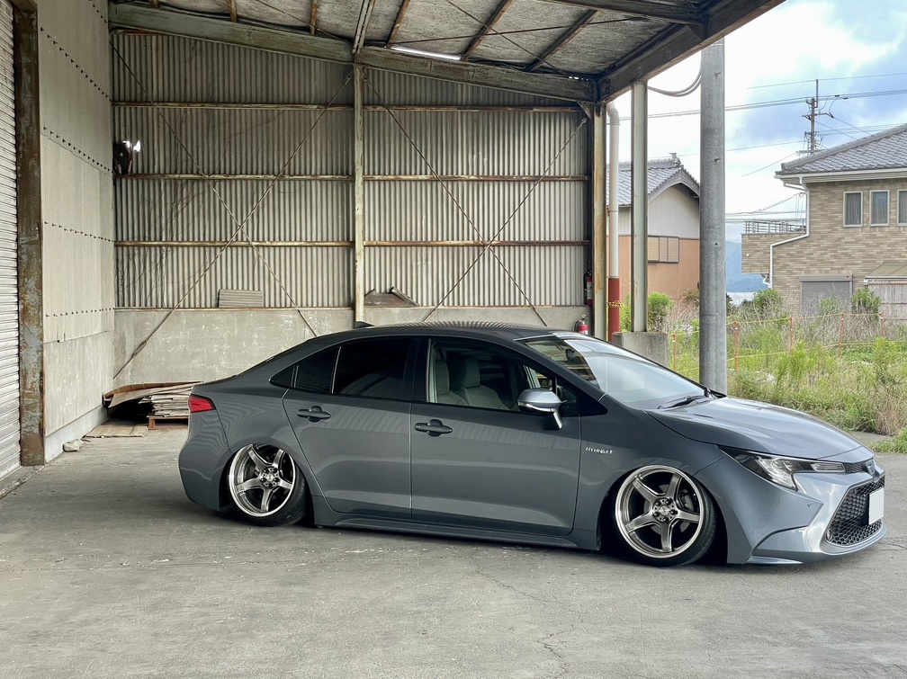 WORK EMOTION T5R トヨタ カローラ ツーリング 3BA-ZRE212W 1ピース ホイール 2本 マットグラファイト WORK EMOTION T5R トヨタ カローラ ツーリング 3BA-ZRE212W 1台分 1