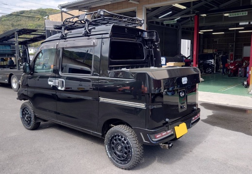 山新ウォーカーズ DAIHATSU HIJET CRAG T-GRABIC