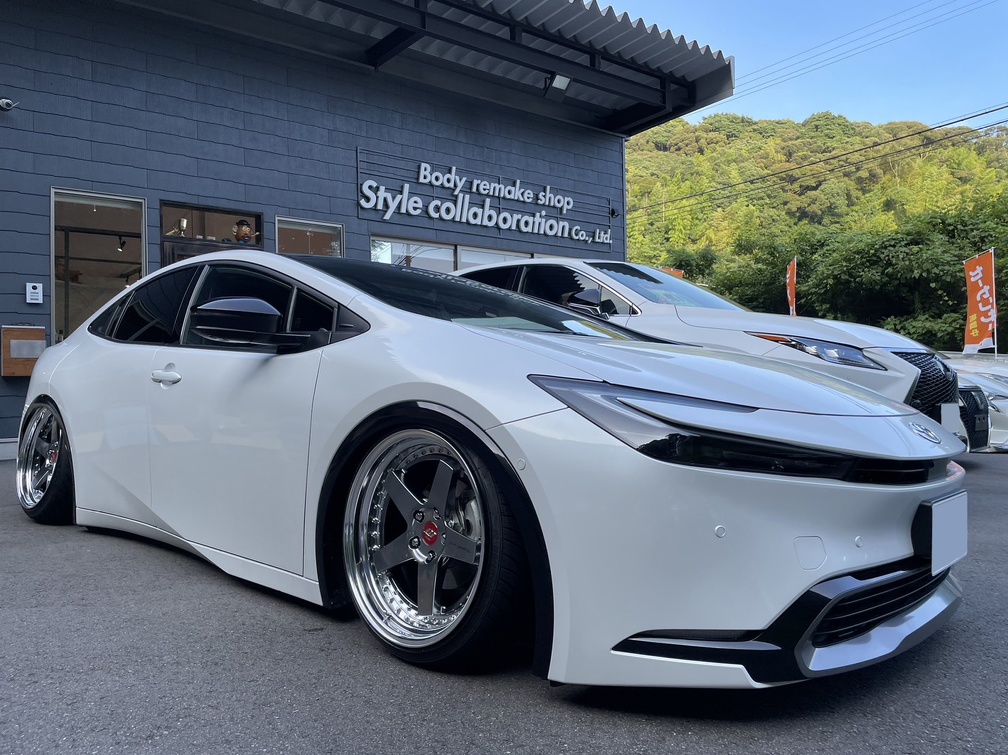 TOYOTA / PRIUS / ZISTANCE W5S | WORK Photo Gallery