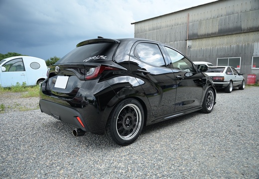 Y'S STYLE TOYOTA YARIS WORK EMOTION RS11