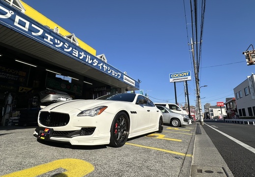 コクピット大泉 Maserati Quattroporte WORK EMOTION ZR10 2P