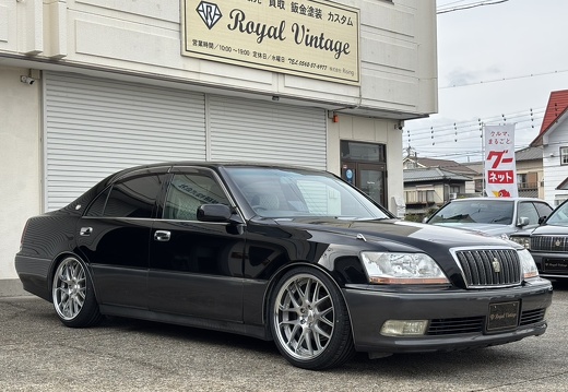 ROYAL VINTAGE TOYOTA CROWN MAJESTA Lanvec LM7