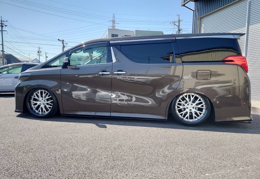 ヒロセサービス TOYOTA ALPHARD LS VAJRA
