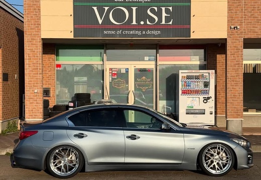 Car Boutique VOI.SE NISSAN SKYLINE GNOSIS CVX