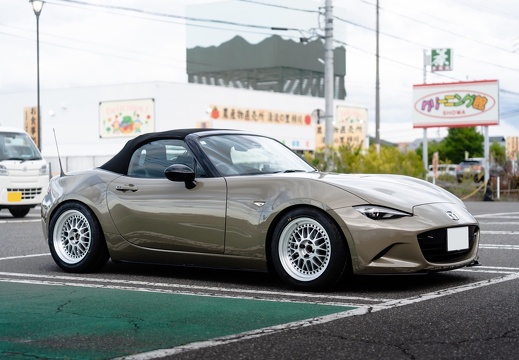 タイヤ館ヤマト MAZDA ROADSTAR MEISTER M1 3PIECE