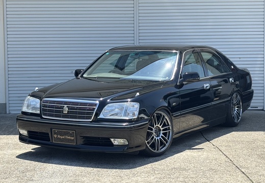 ROYAL VINTAGE TOYOTA CROWN WORK EMOTION ZR7