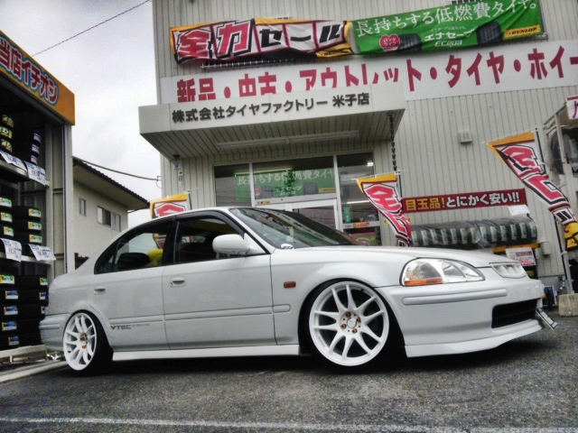 タイヤファクトリー米子店　HONDA　CVIC WORK EMOTION　CR-Kiwami